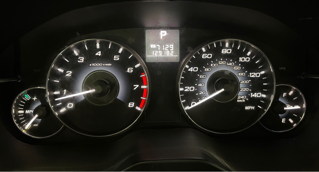 2011 Subaru Legacy Image 11