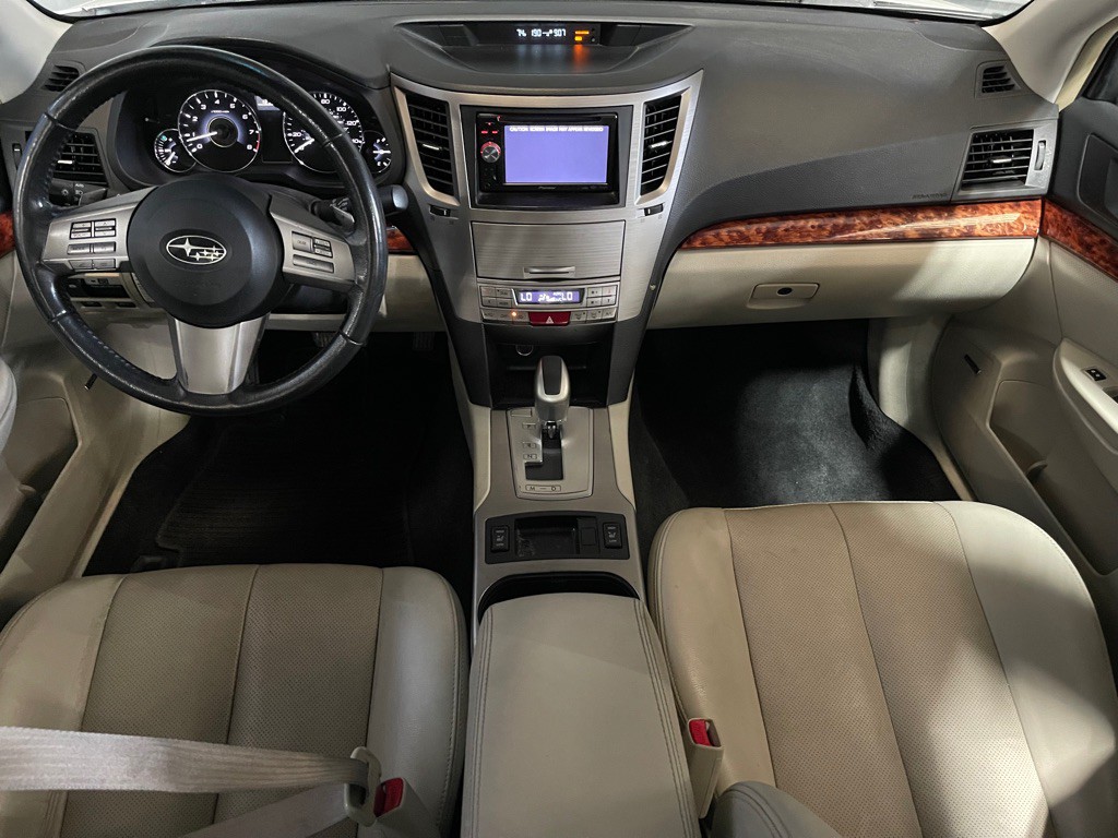 2011 Subaru Legacy Image 15