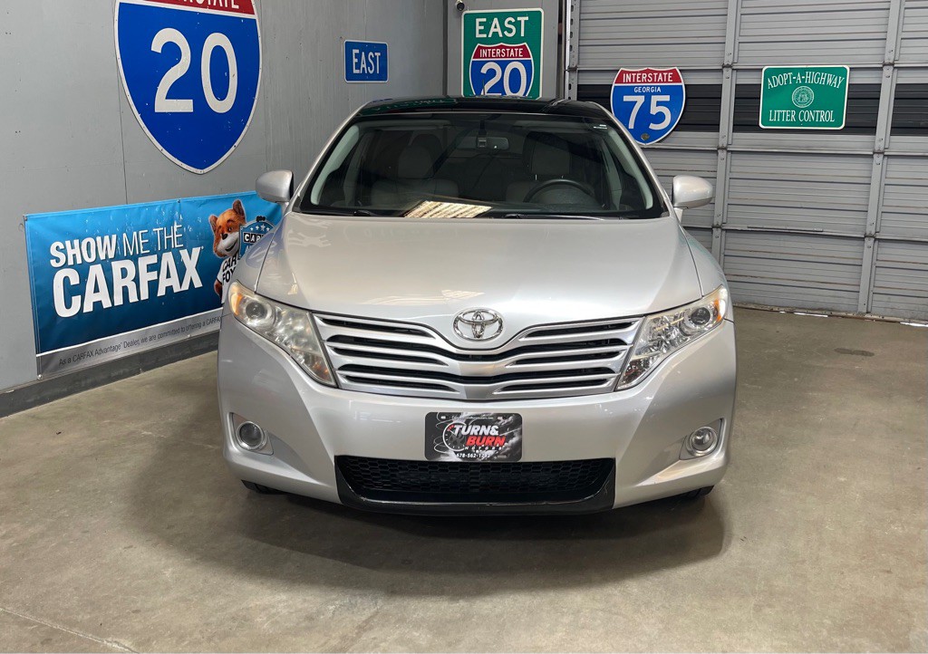 2009 Toyota Venza Image 2