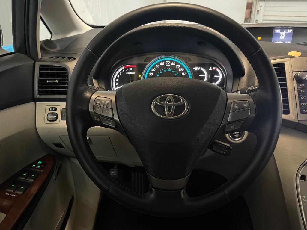 2009 Toyota Venza Image 12