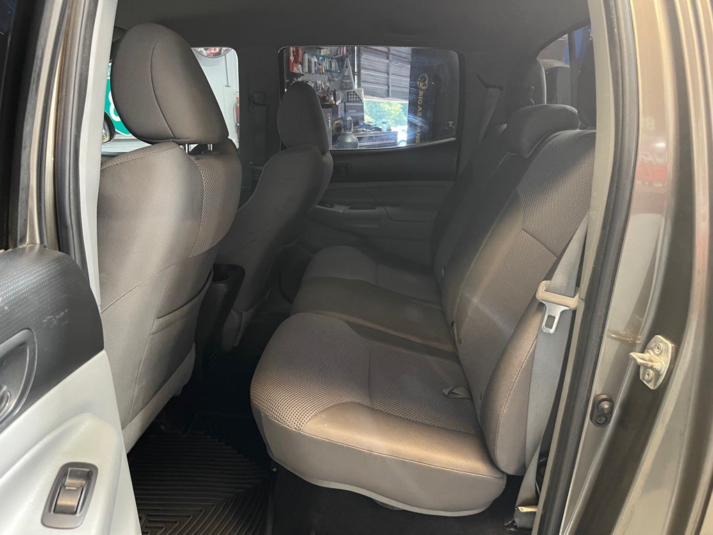 2013 Toyota Tacoma Image 17