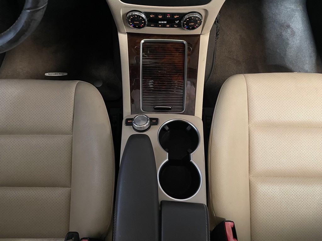 2013 Mercedes-Benz GLK-Class Image 14