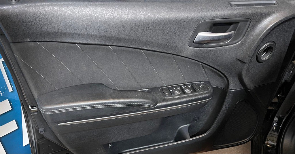 2016 Dodge Charger Image 9