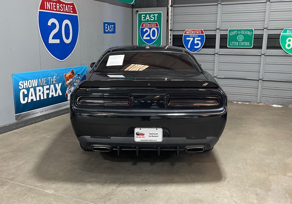 2019 Dodge Challenger Image 6
