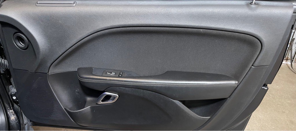 2019 Dodge Challenger Image 16