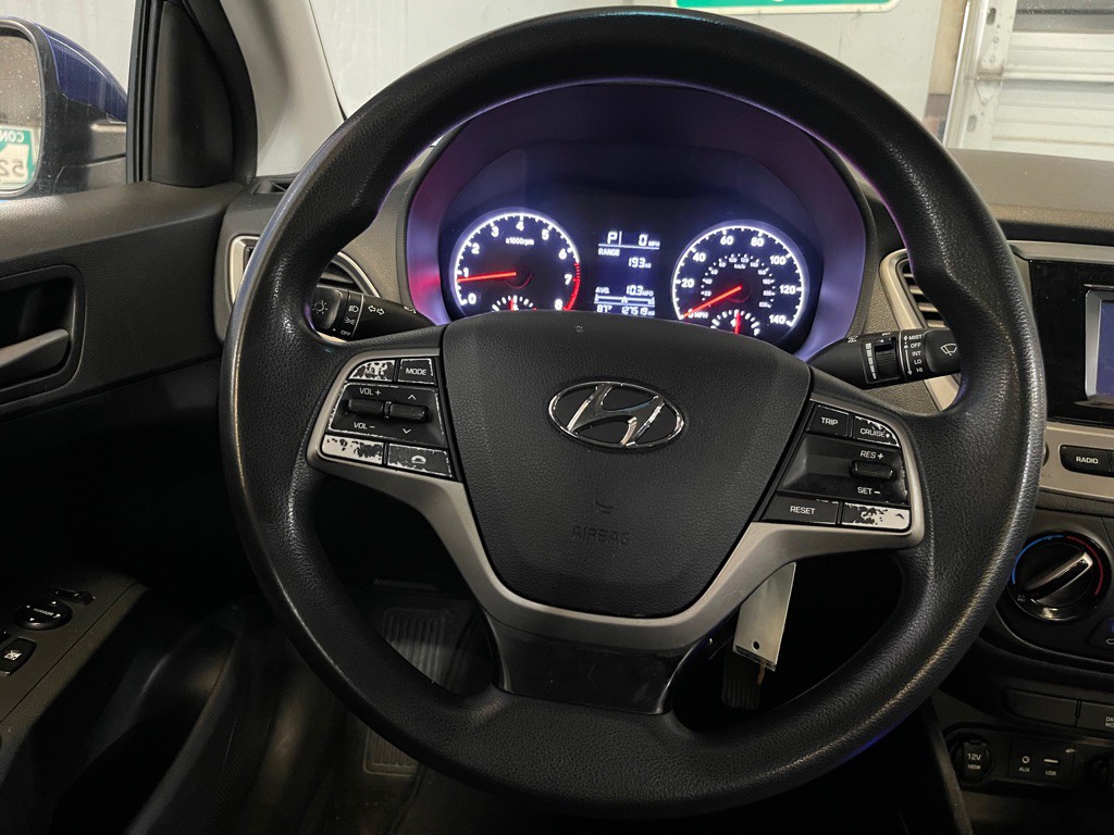 2018 Hyundai Accent Image 12
