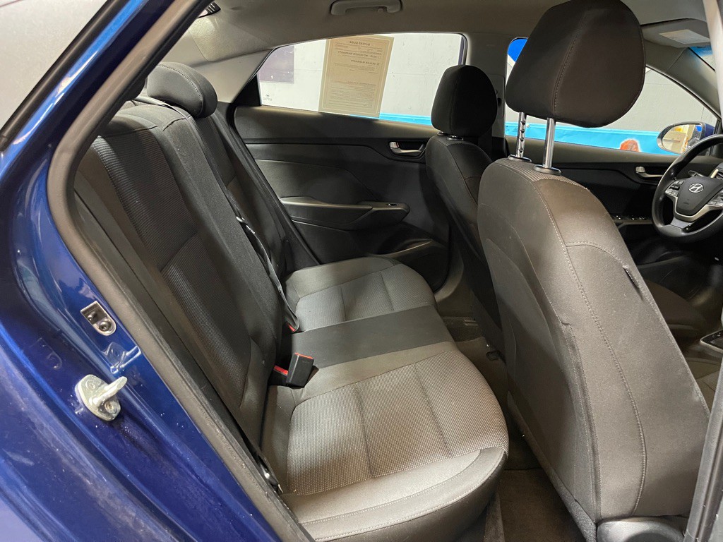 2018 Hyundai Accent Image 19