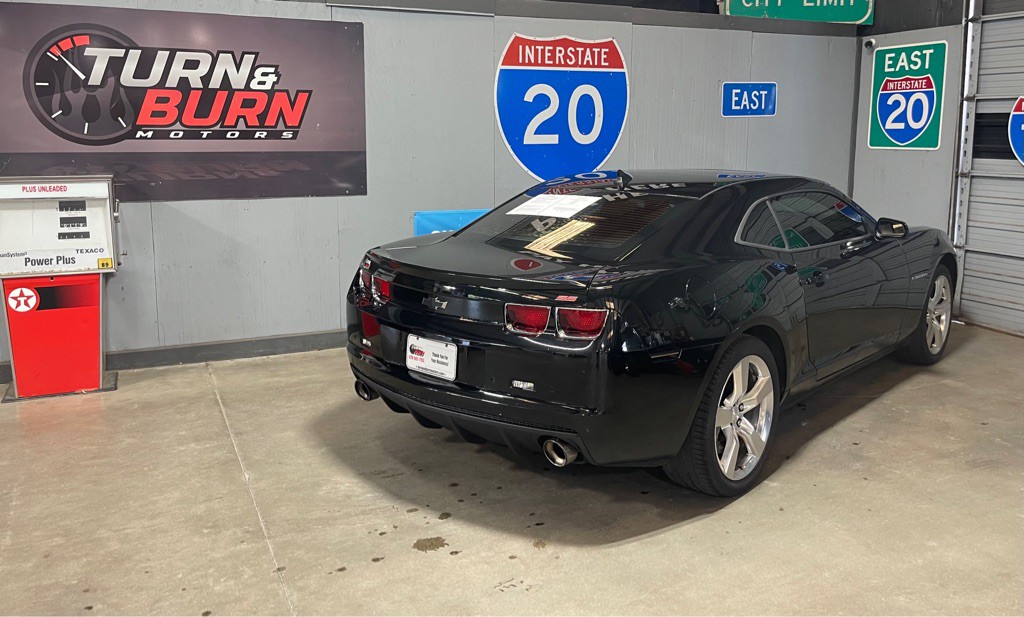 2011 Chevrolet Camaro Image 4
