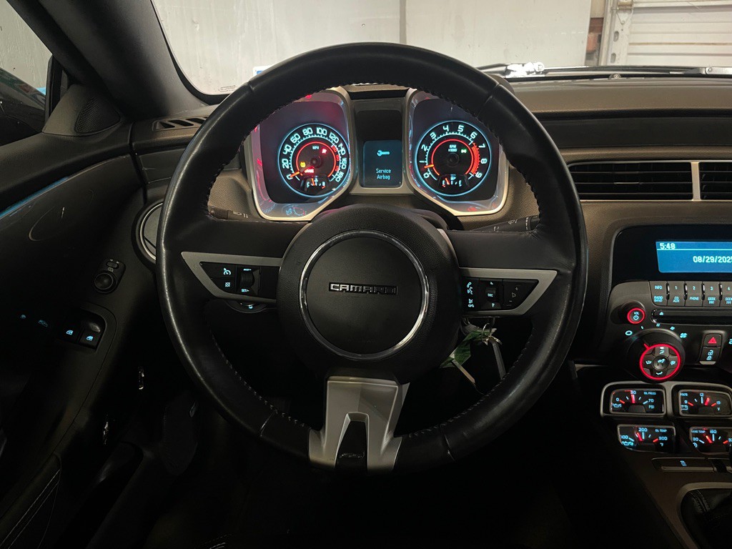 2011 Chevrolet Camaro Image 12