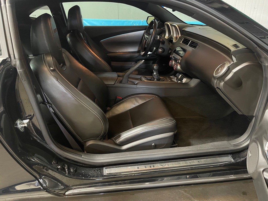 2011 Chevrolet Camaro Image 17