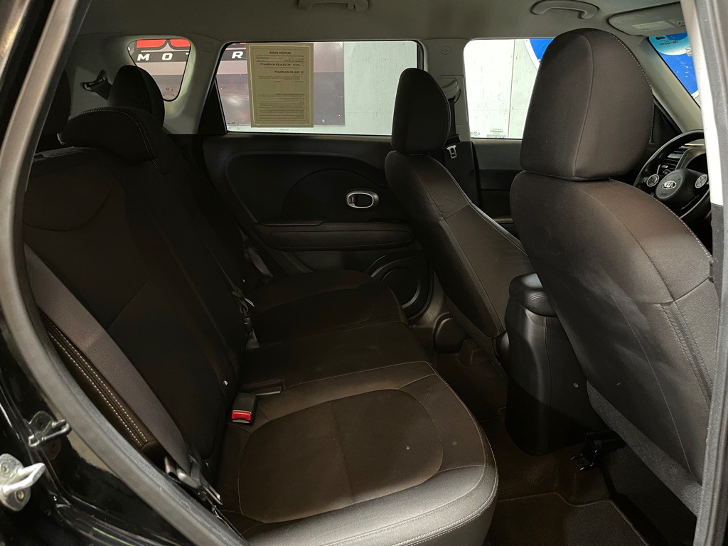 2016 Kia Soul Image 19