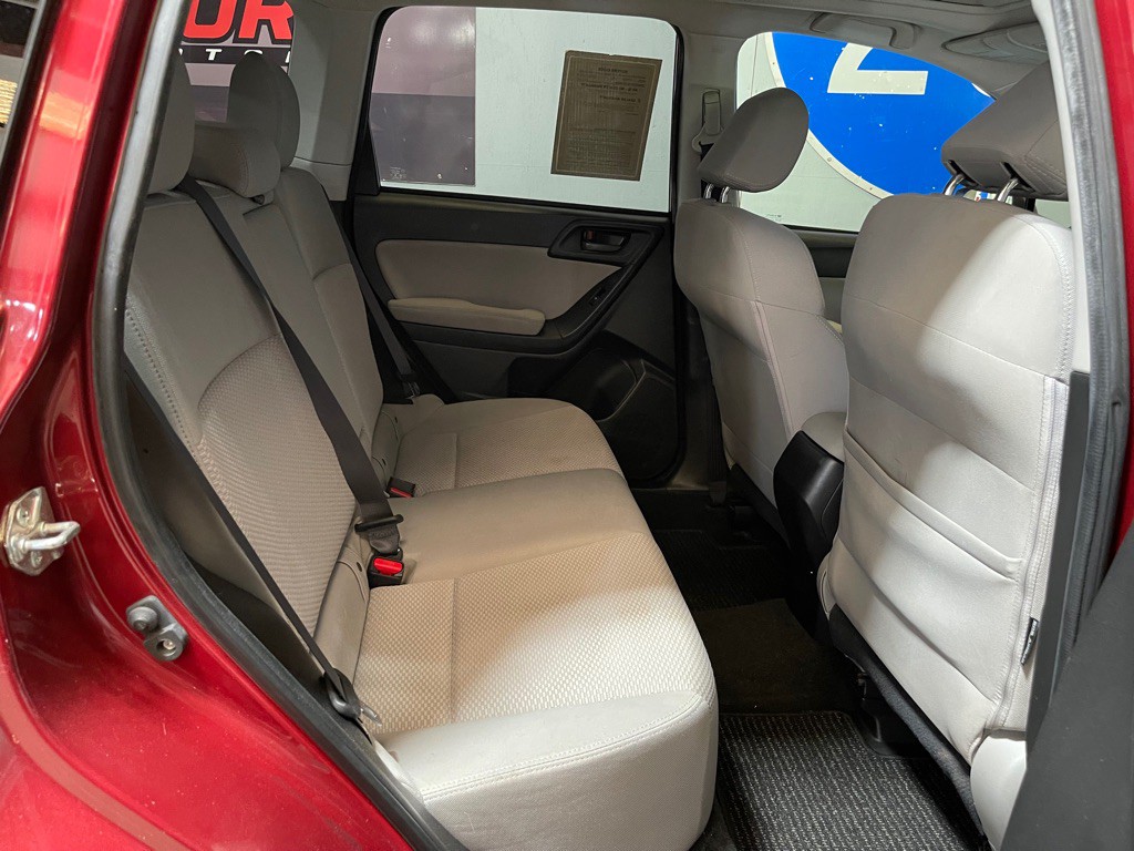 2014 Subaru Forester Image 19