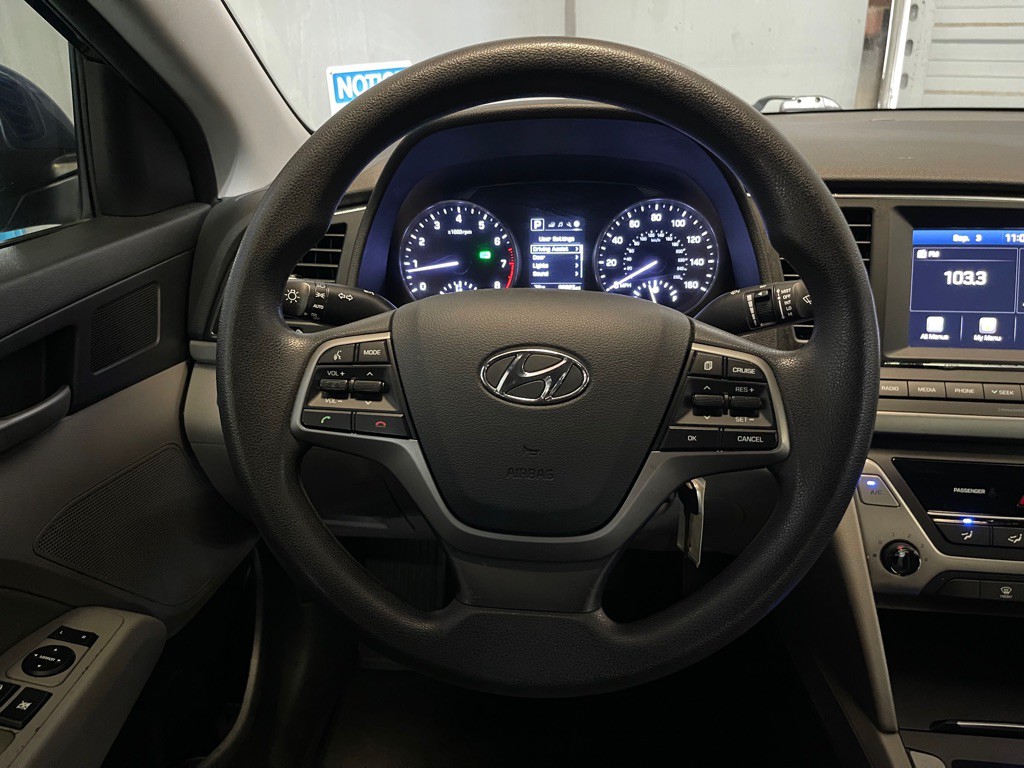 2018 Hyundai Elantra Image 12