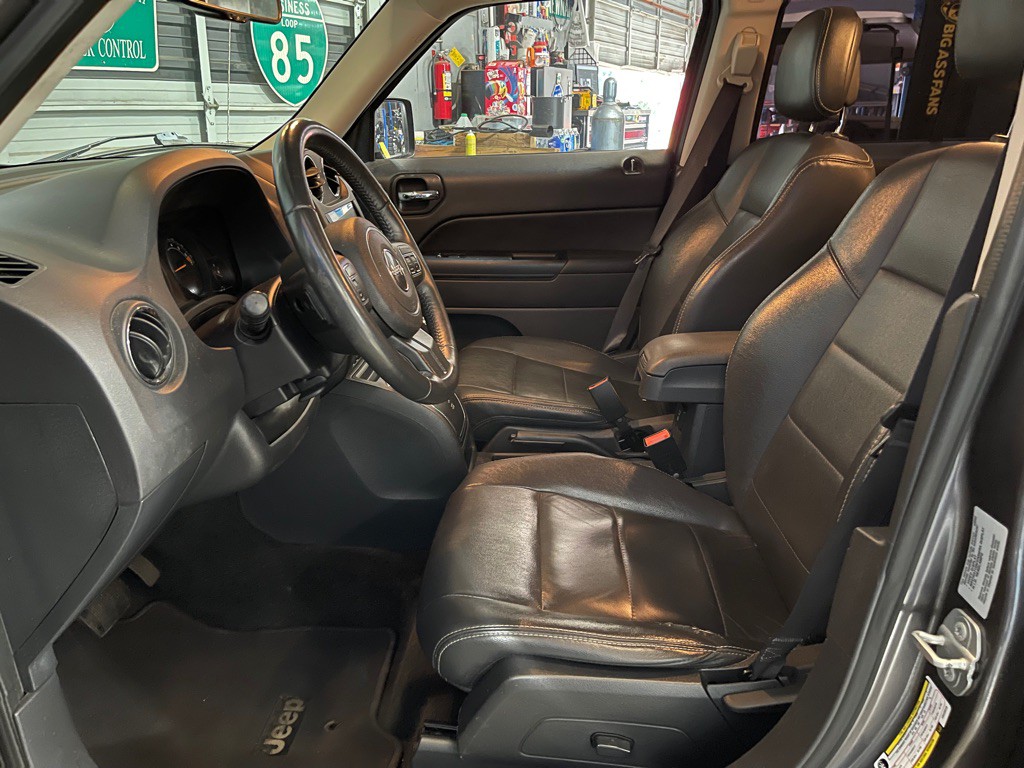 2015 Jeep Patriot Image 10