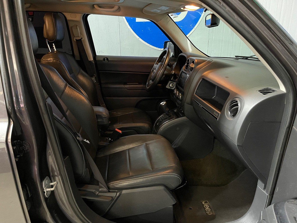 2015 Jeep Patriot Image 17