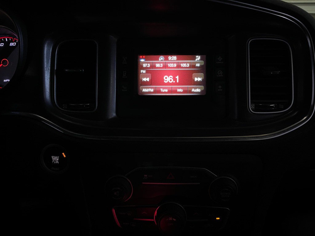 2015 Dodge Charger Image 13