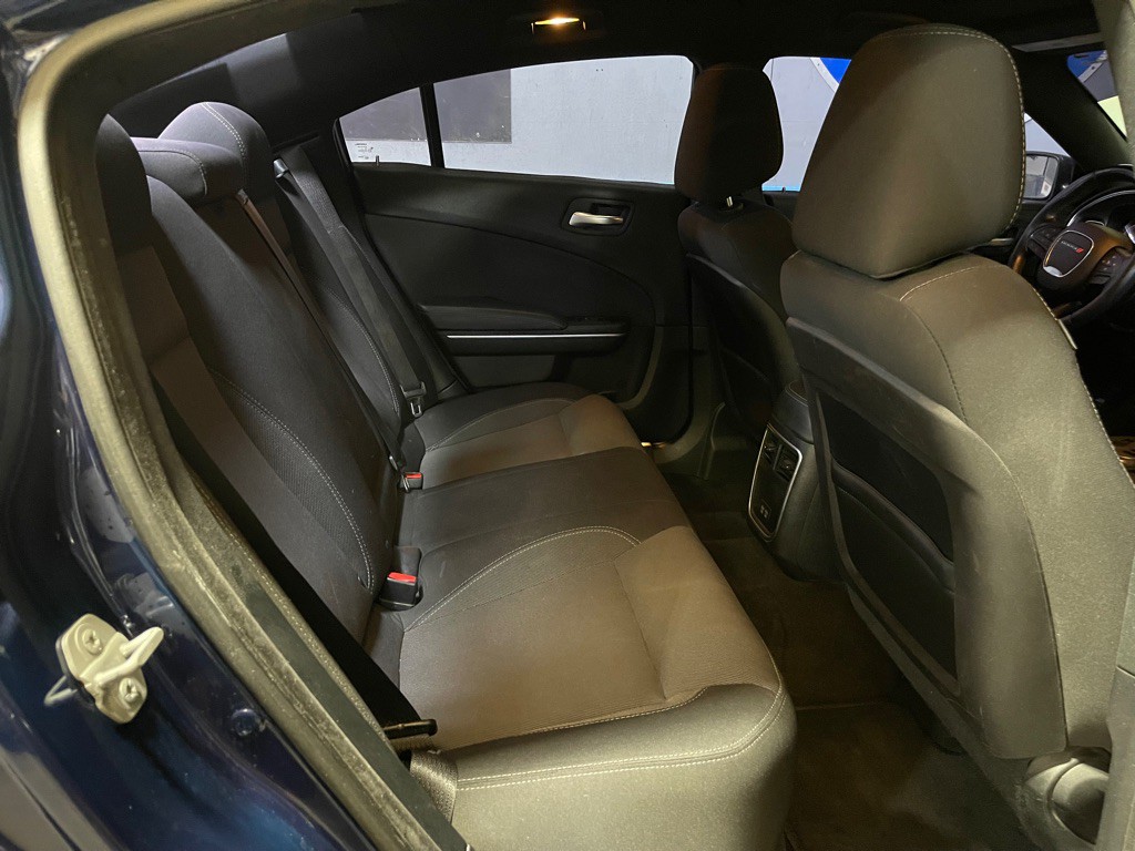 2015 Dodge Charger Image 19