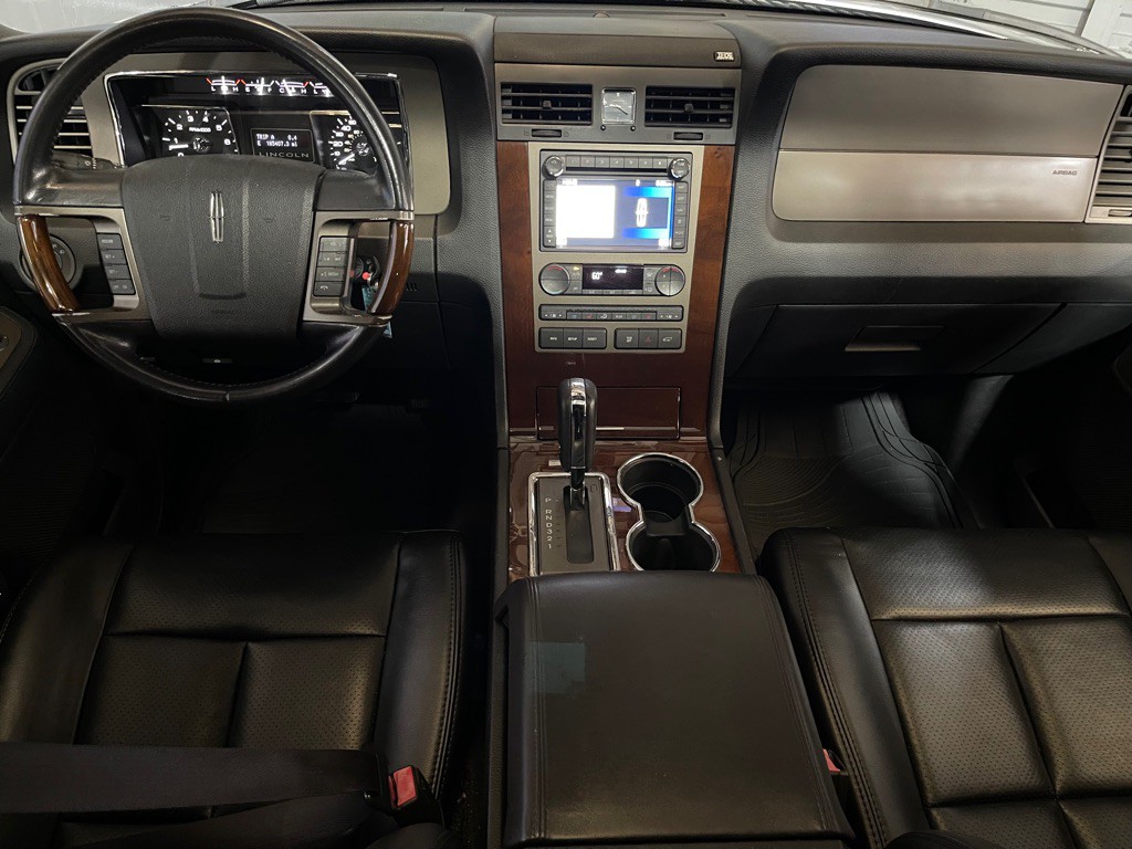 2014 Lincoln Navigator Image 15