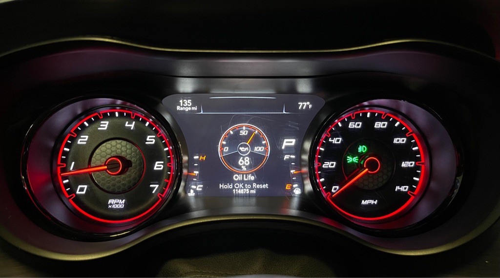 2017 Dodge Charger Image 11