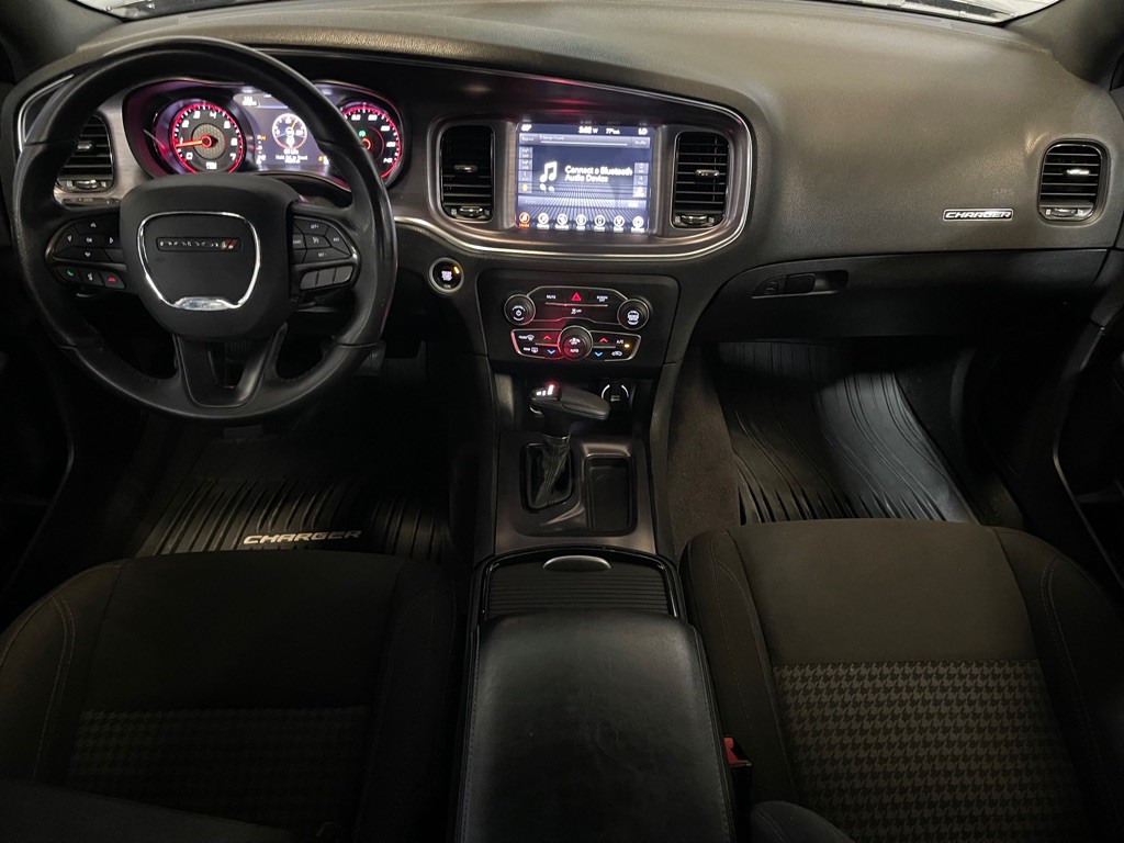 2017 Dodge Charger Image 15