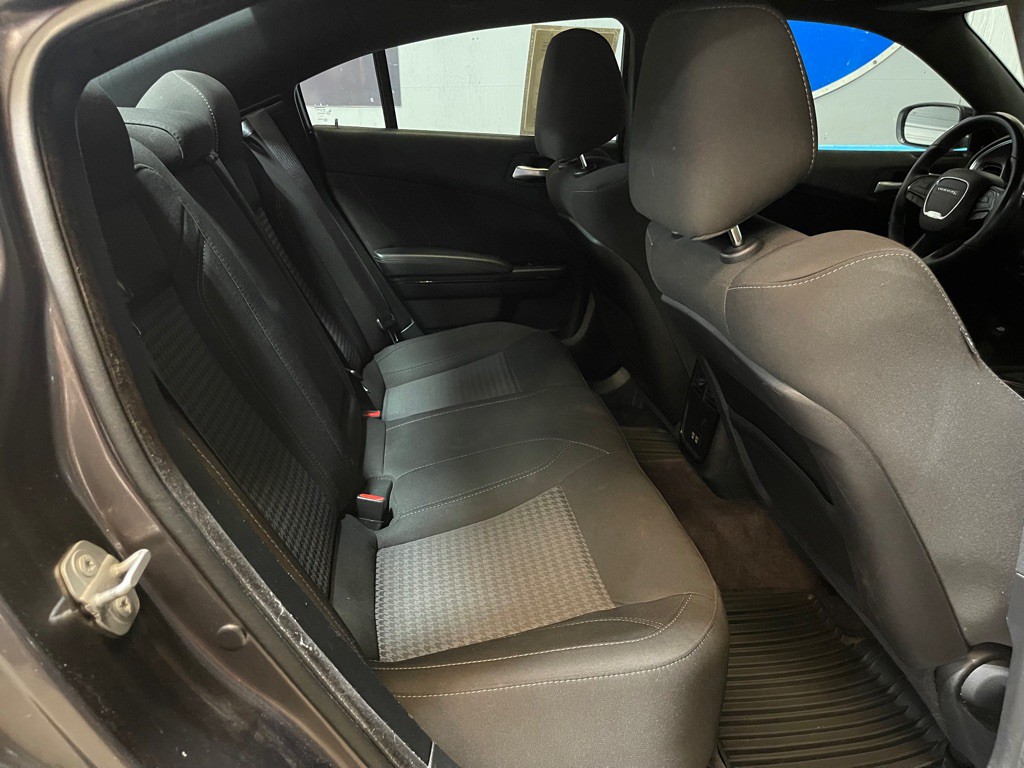 2017 Dodge Charger Image 19