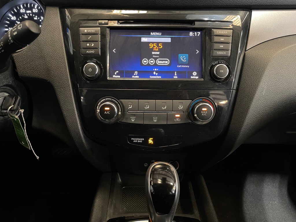 2020 Nissan Rogue Image 13
