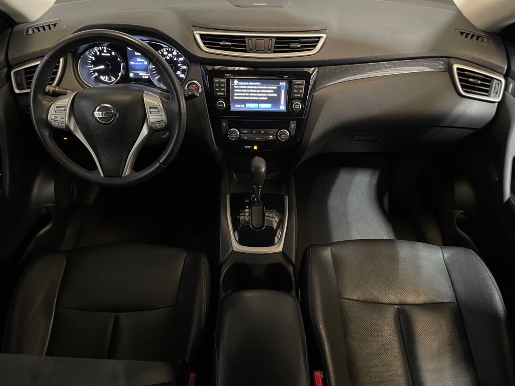 2016 Nissan Rogue Image 15