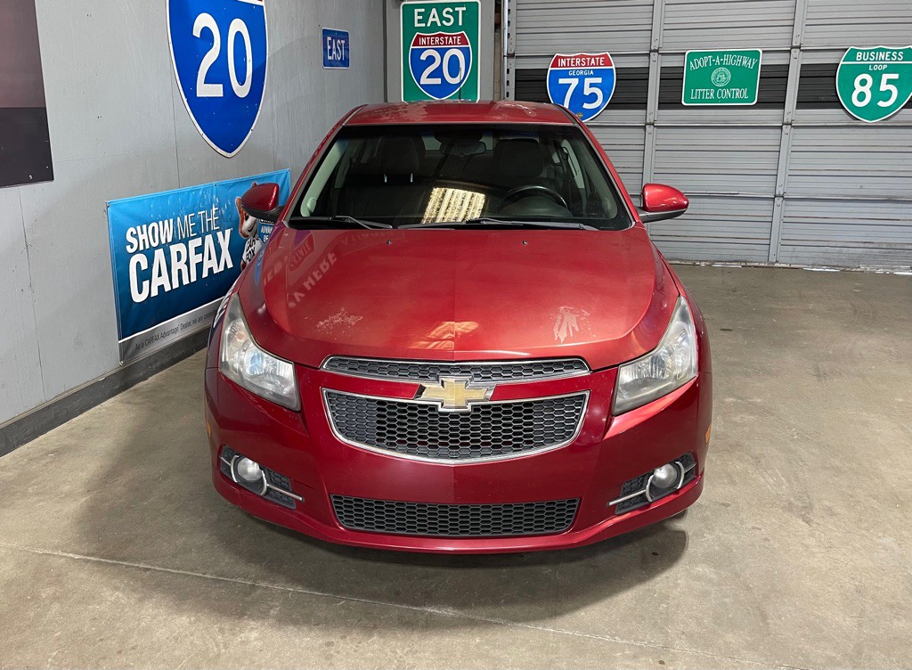 2011 Chevrolet Cruze Image 2