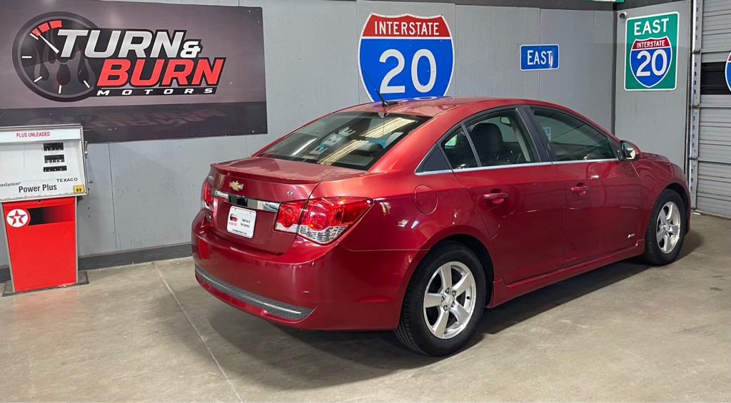 2011 Chevrolet Cruze Image 4