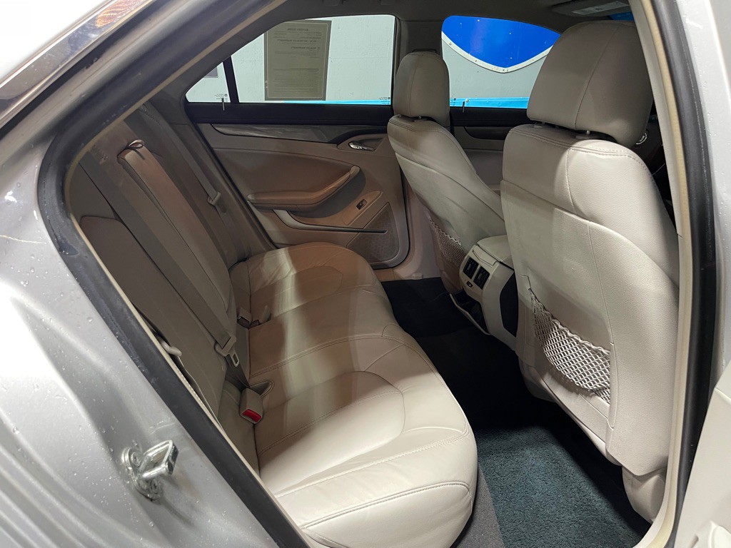 2011 Cadillac CTS Image 19