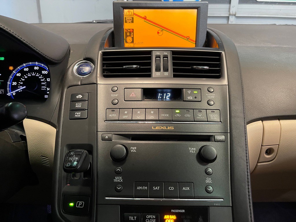 2010 Lexus HS Image 13