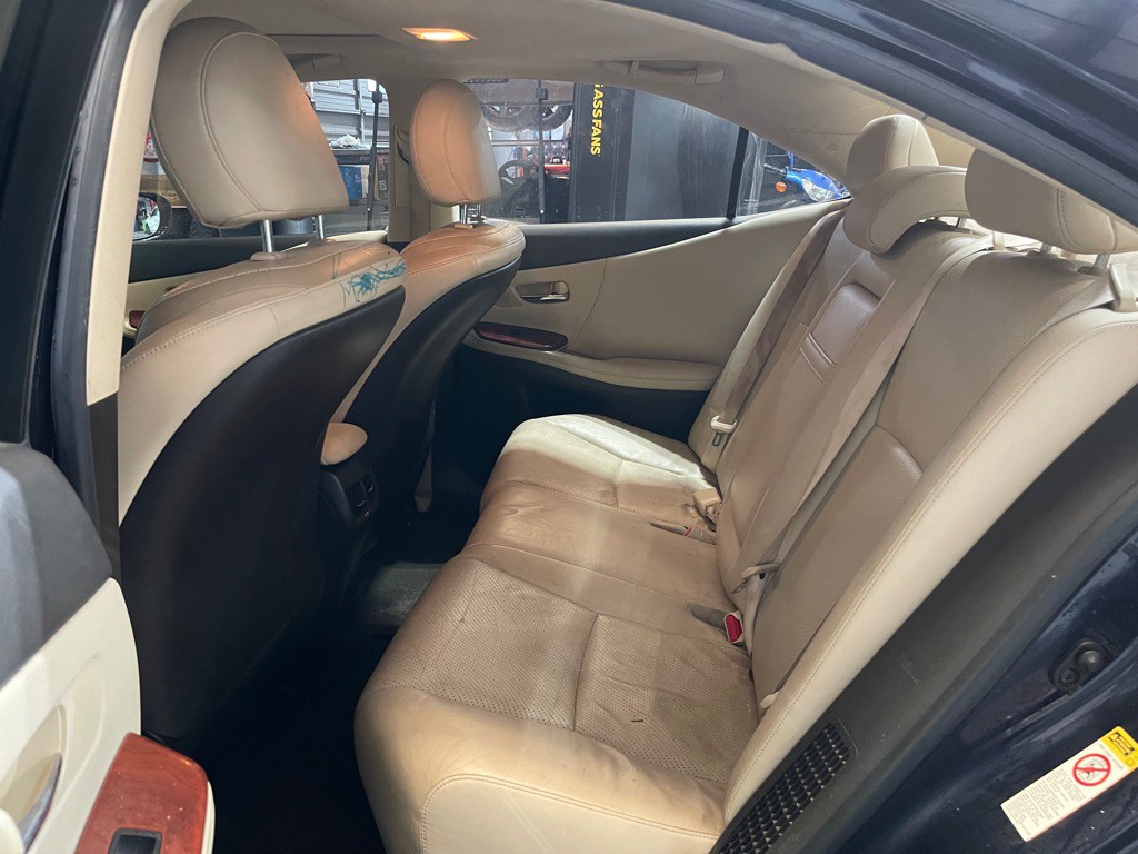 2010 Lexus HS Image 18