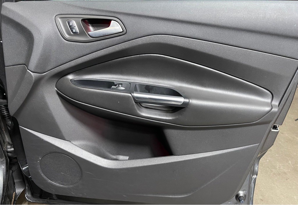 2017 Ford Escape Image 16