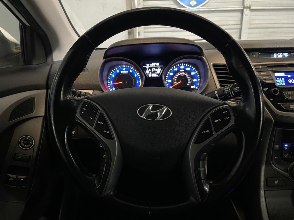 2014 Hyundai Elantra Image 12
