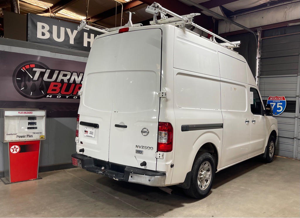 2012 Nissan NV Image 4