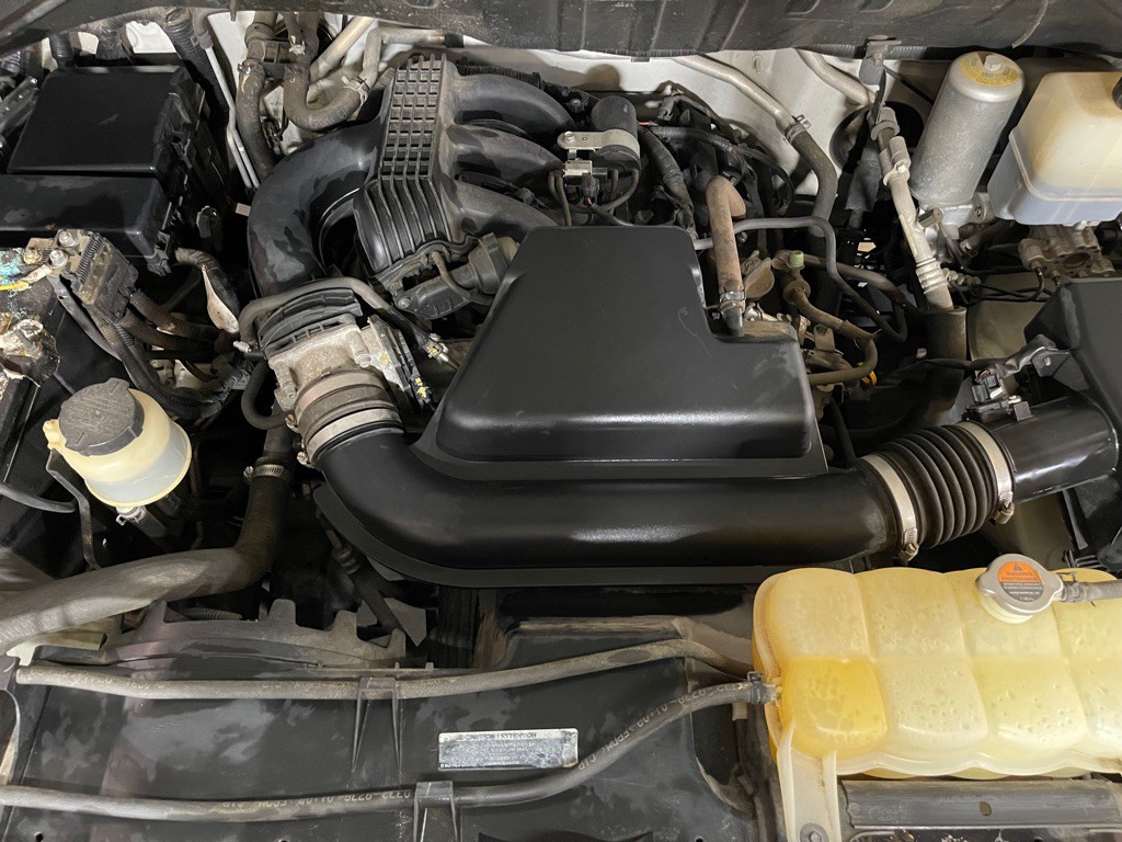 2012 Nissan NV Image 9