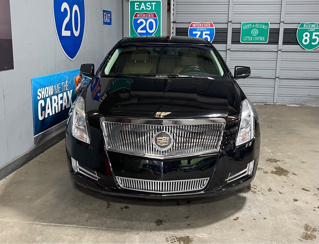 2013 Cadillac XTS Image 2