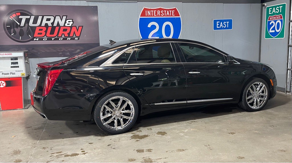 2013 Cadillac XTS Image 5