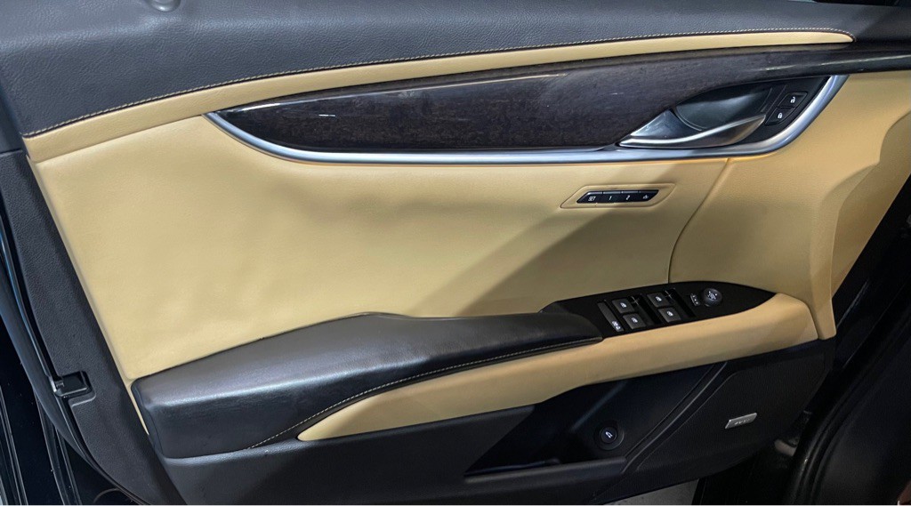 2013 Cadillac XTS Image 9
