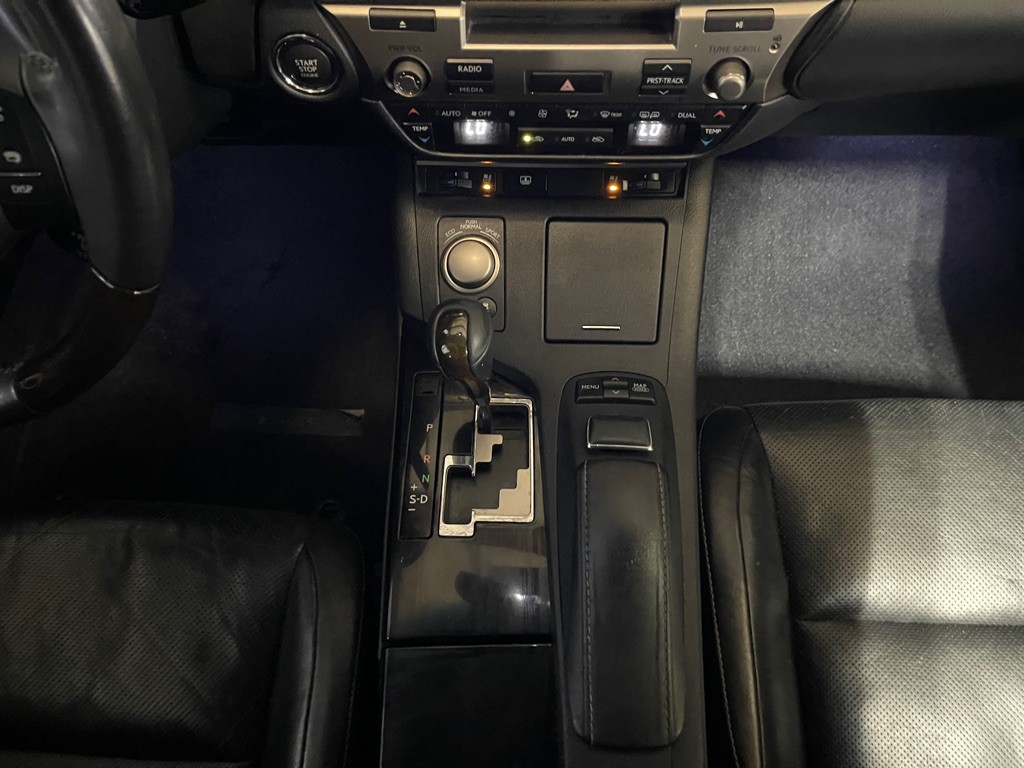2014 Lexus ES 350 Image 14