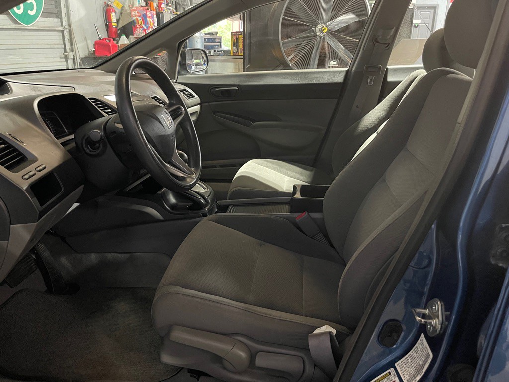 2010 Honda Civic Image 10