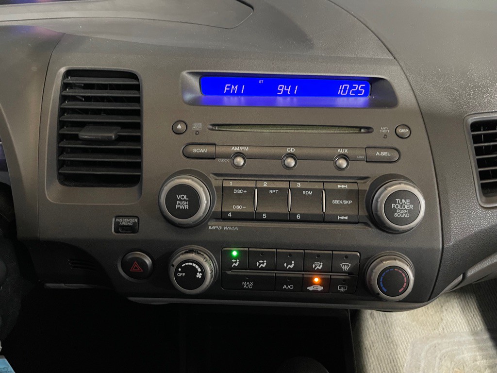 2010 Honda Civic Image 13