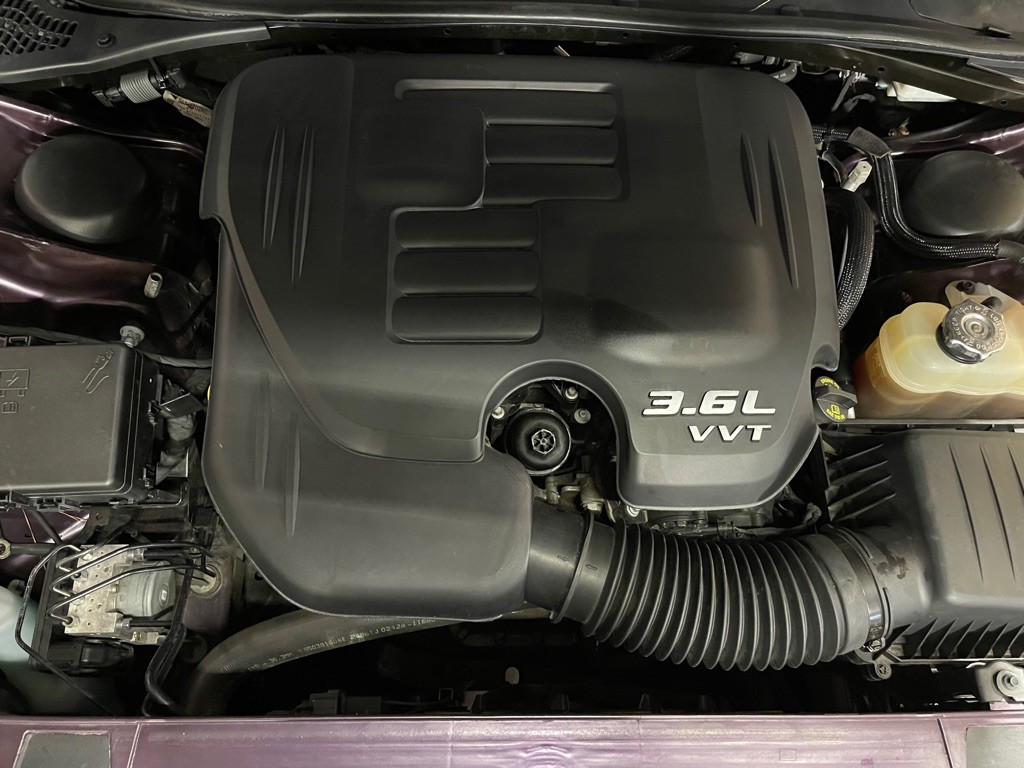 2022 Dodge Challenger Image 8