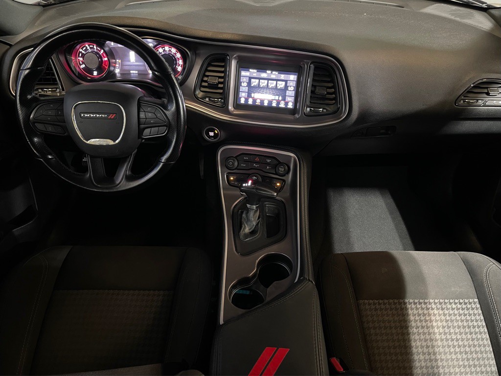 2022 Dodge Challenger Image 15