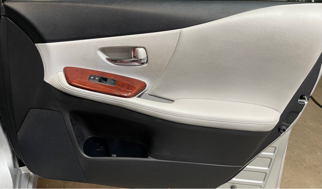 2011 Lexus HS 250h Image 16