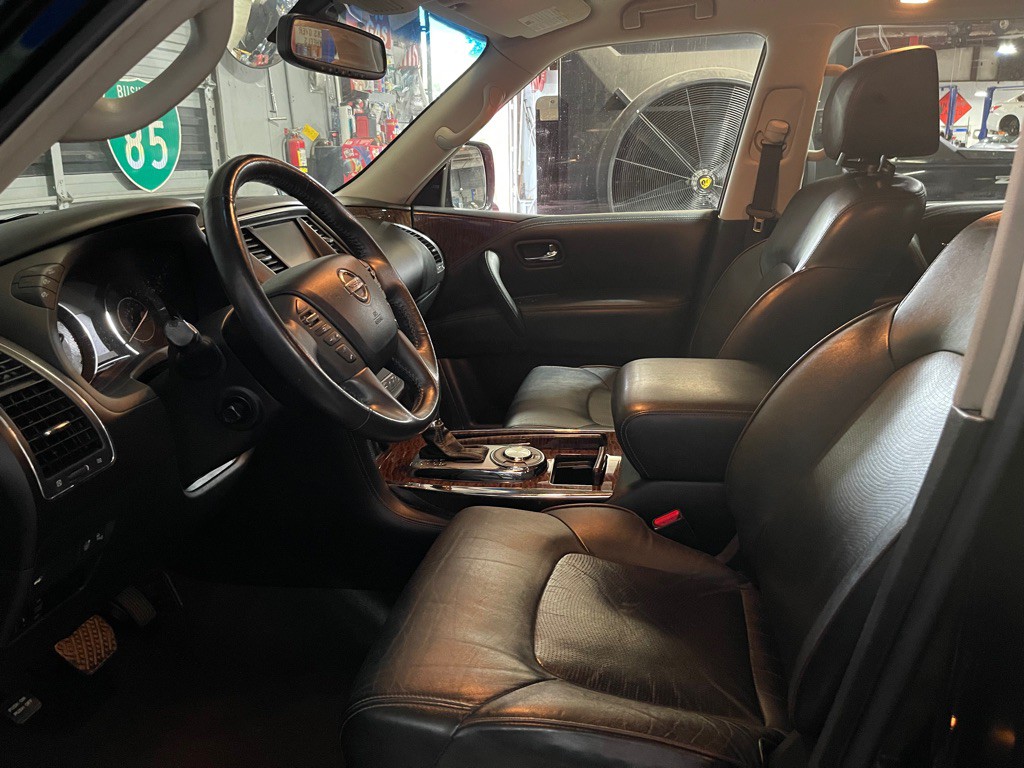 2017 Nissan Armada Image 10