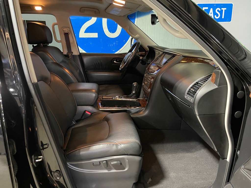 2017 Nissan Armada Image 17