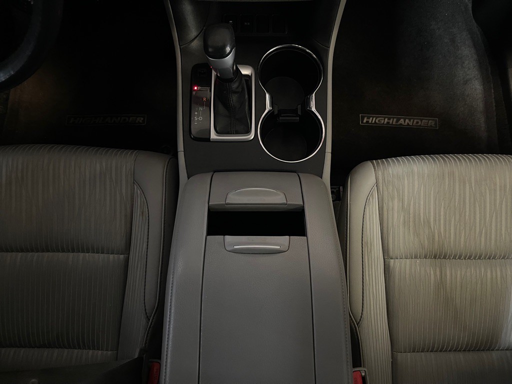 2014 Toyota Highlander Image 14
