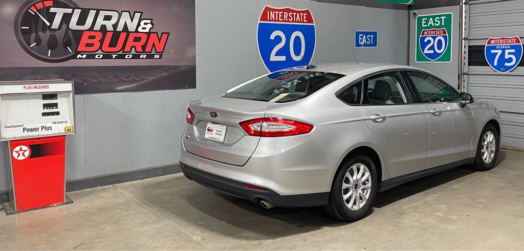 2016 Ford Fusion Image 4