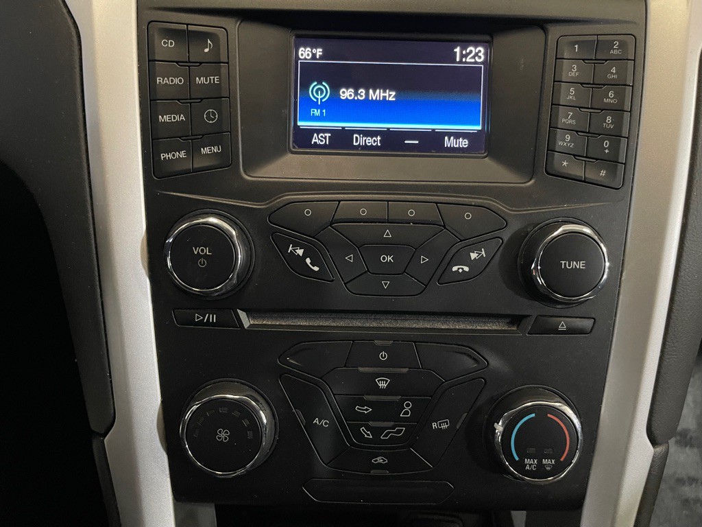 2016 Ford Fusion Image 13